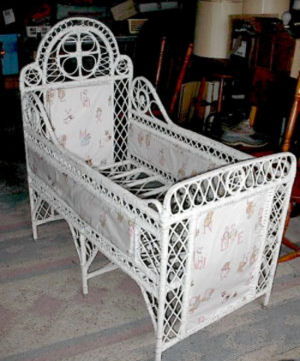 Antique Baby Beds - Ideas for your Antique Baby Room Decor or 