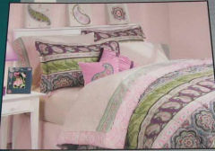 bohemian pink and green bedroom bedding decorating ideas