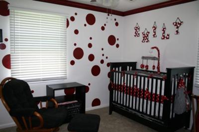 Baby Theme Rooms on Red And White Polka Dots Baby Girl Ladybug Nursery Theme Picture