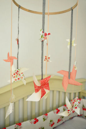 Craft Ideas  Pregnancy on Homemade Pinwheel Baby Crib Mobile Made With Ribbon Left Over From An