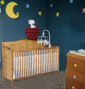 Baby Snoopy Crib Bedding on Baby Snoopy Nursery Crib Bedding Wall Mural Nursery Theme Decorating
