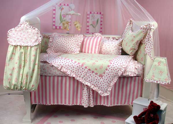 baby girl rooms. and aby girl pink nursery