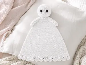 free-crochet-ghost-pattern-baby-lovey.jpg