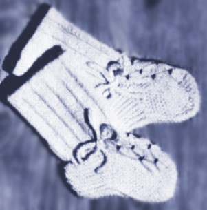 Vintage knitted baby booties free knitting pattern tutorial instructions.