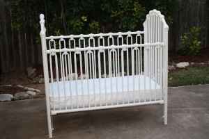 White Metal Baby Crib that I need parts for