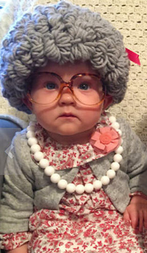 old lady baby Halloween dress up grandma costume ideas 100 year old lady