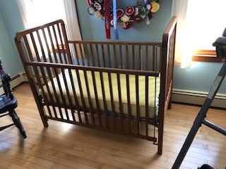 Simmons baby crib 1519 88 319