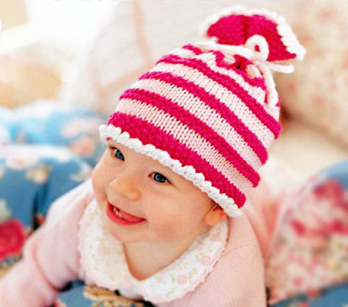 Easy knit striped baby stocking hat knitting pattern.  A collection of quick knit baby knitting patterns.