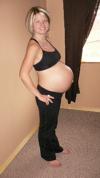 35 Weeks Pregnant Picture