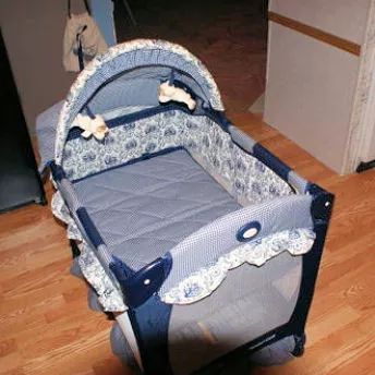 Graco Lite Baby Travel Camping Crib