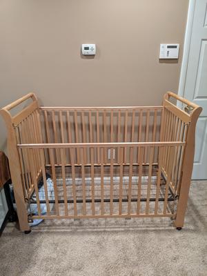 Gerry Crib Model #9021