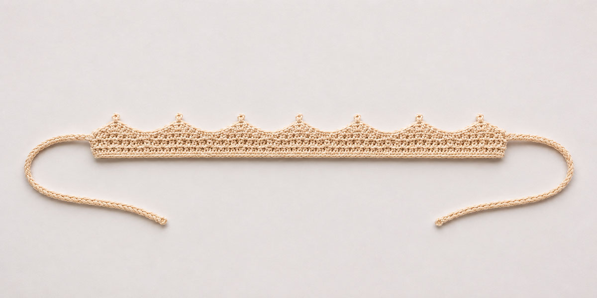 Crochet baby princess tiara and prince crown patterns photo props in pink and blue with faux jewels