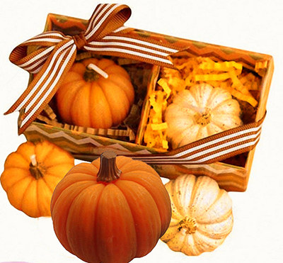 Mini pumpkins pumpkin baby shower favor ideas decorations place cards